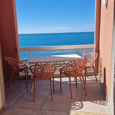 Cap Corniche - Agreable Bord Apartment Sete