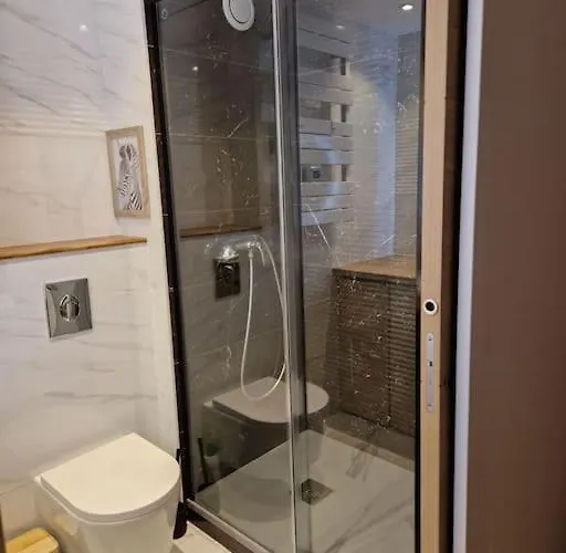 Cap Corniche - Agreable Bord דירה *