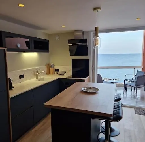 Cap Corniche - Agreable Bord דירה *