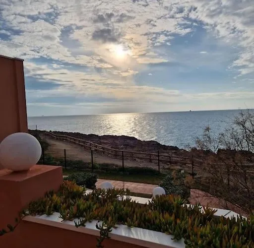 Cap Corniche - Agreable Bord