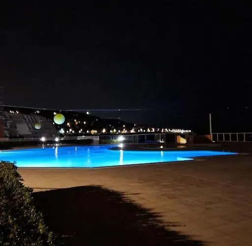 Cap Corniche - Agreable Bord * Σετ